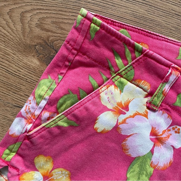 Hollister Floral Low Rise Shorts W23 Size 00 Pink Orange Hawaiian Summer Holiday - Picture 10 of 12